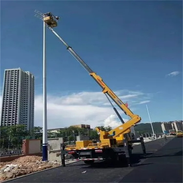 通海口镇维修路灯的曲臂升降车出租