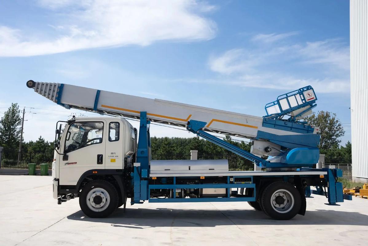 通海口镇云梯上料车租赁费用