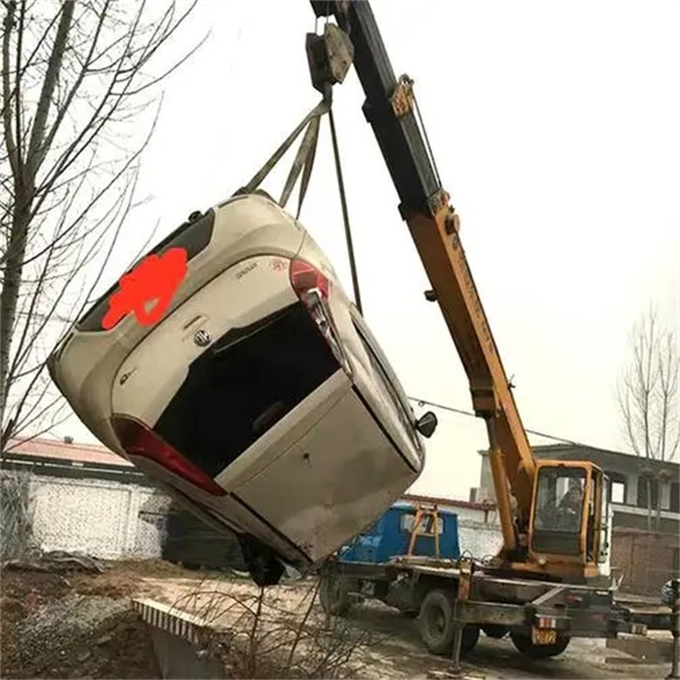 通海口镇随时待命，吊车24小时道路救援服务全解析